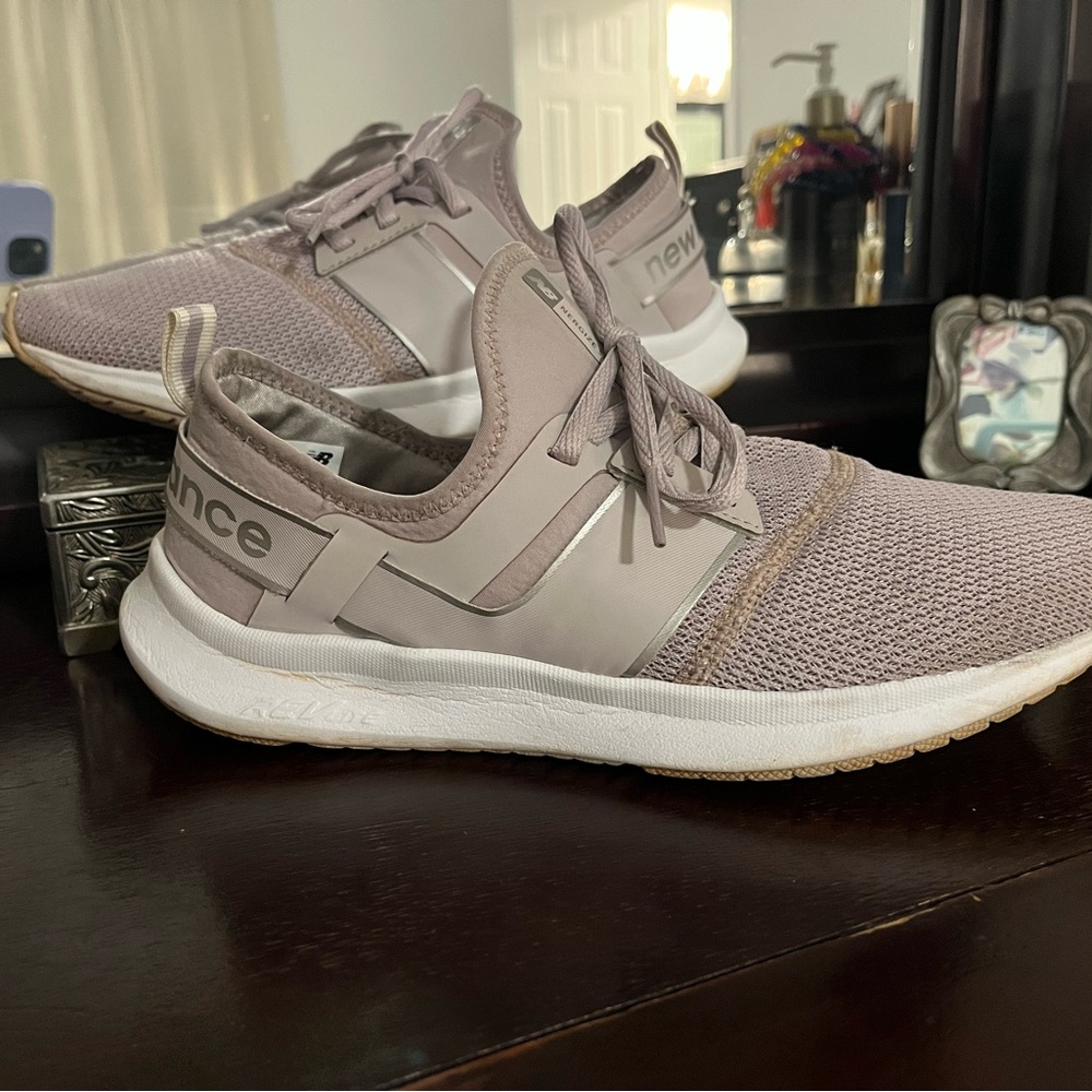 New Balance Women's Sneakers - Fuelcore Nergize Sport 8 1/2